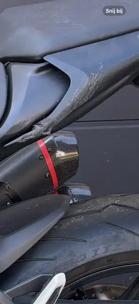 Ducati Monster 937 - foto 8