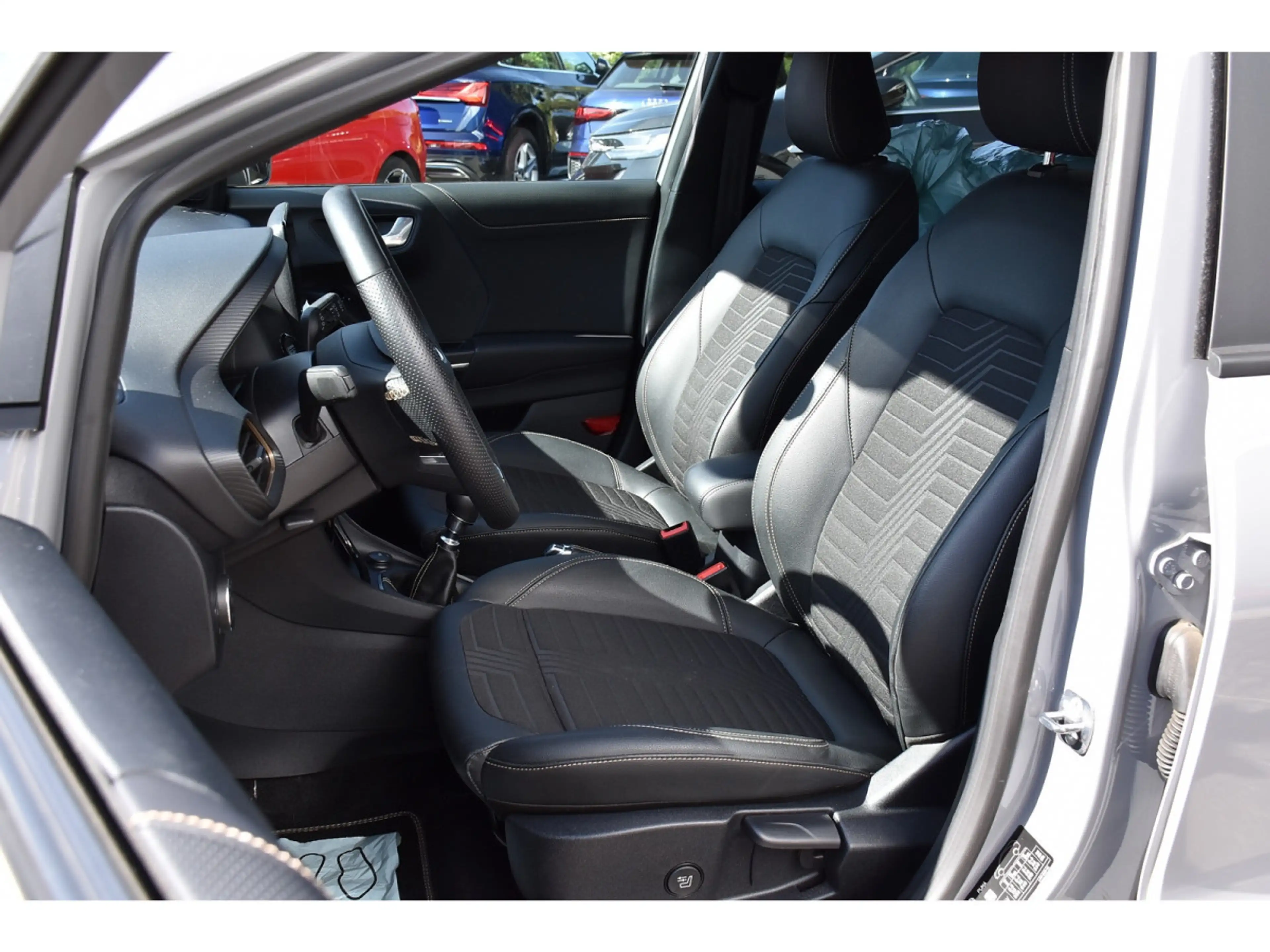 Ford Puma 1.0 EcoBoost MHEV ST-Line SG MASS B&O PARK CAM 1°M — photo 6