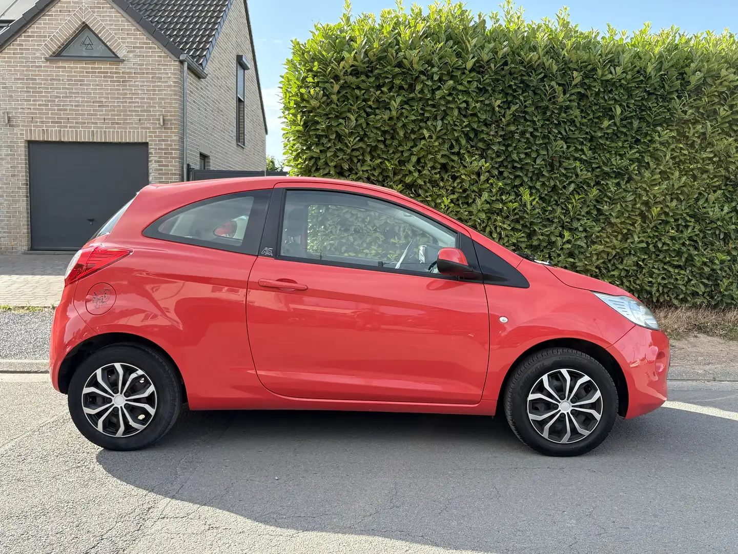 Ford Ka/Ka+ Ka 1.2i Ambiente Start/Stop Rood - 2