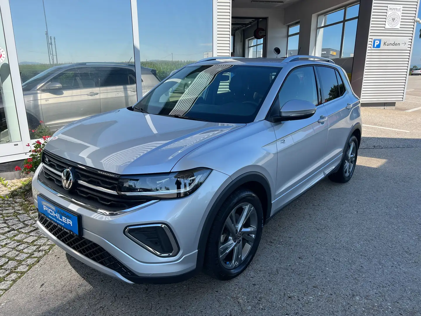Volkswagen T-Cross R-Line TSI DSG Gris - 1
