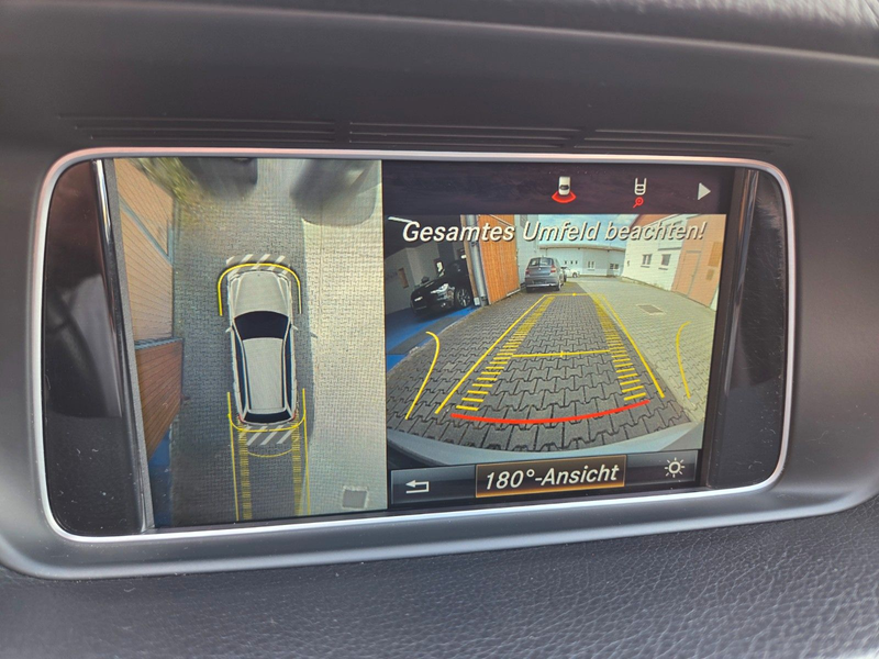 Mercedes-Benz E 350 T BT 4MATIC Pano Sitzklima Airmatic Massag — photo 12