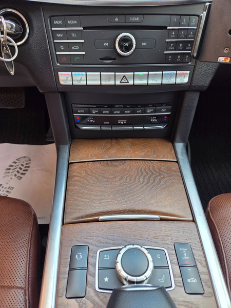 Mercedes-Benz E 350 T BT 4MATIC Pano Sitzklima Airmatic Massag — photo 14