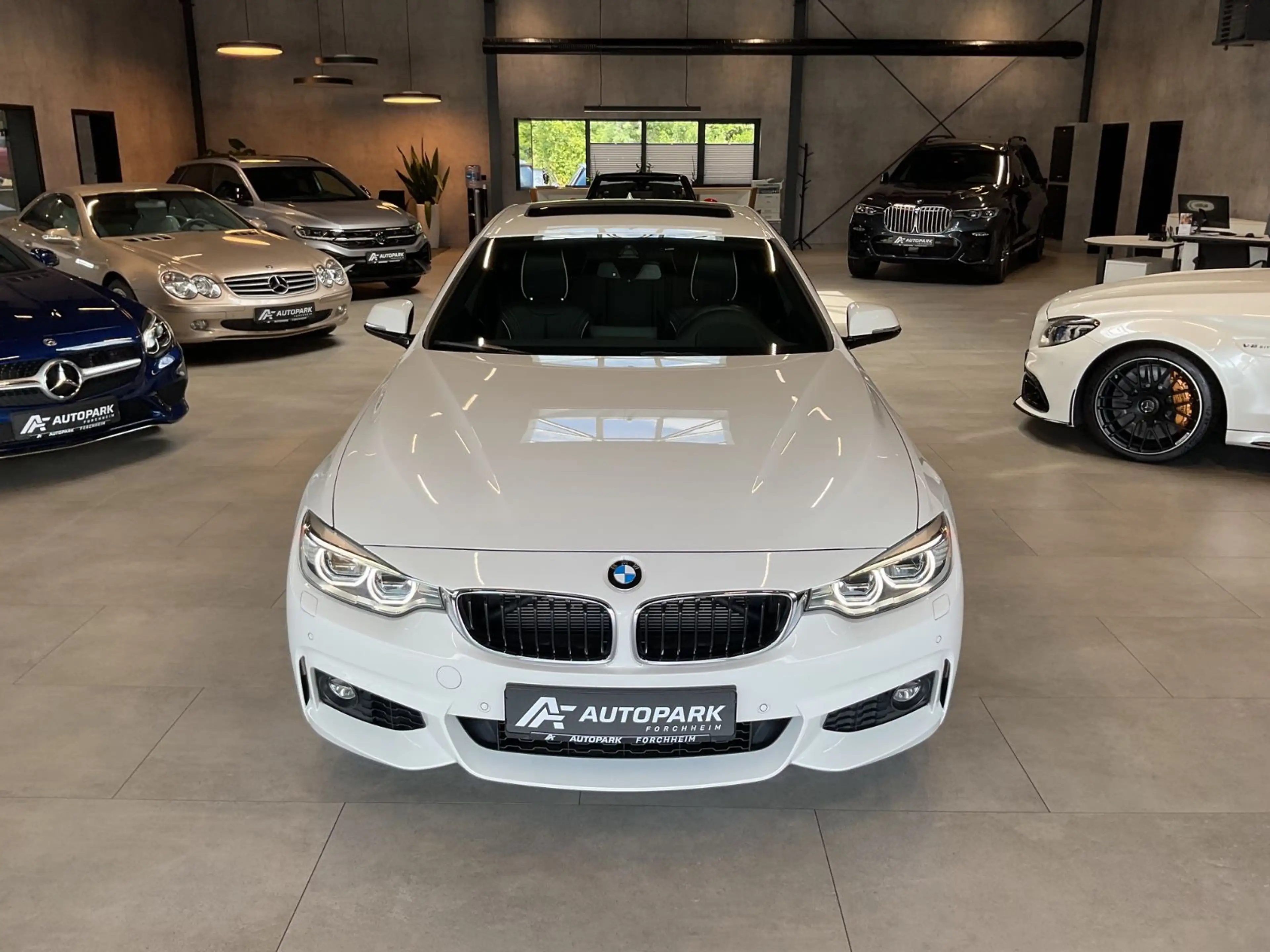 BMW 435 435i xDr. GC M Paket Individual LED Leder SD 19" — photo 2