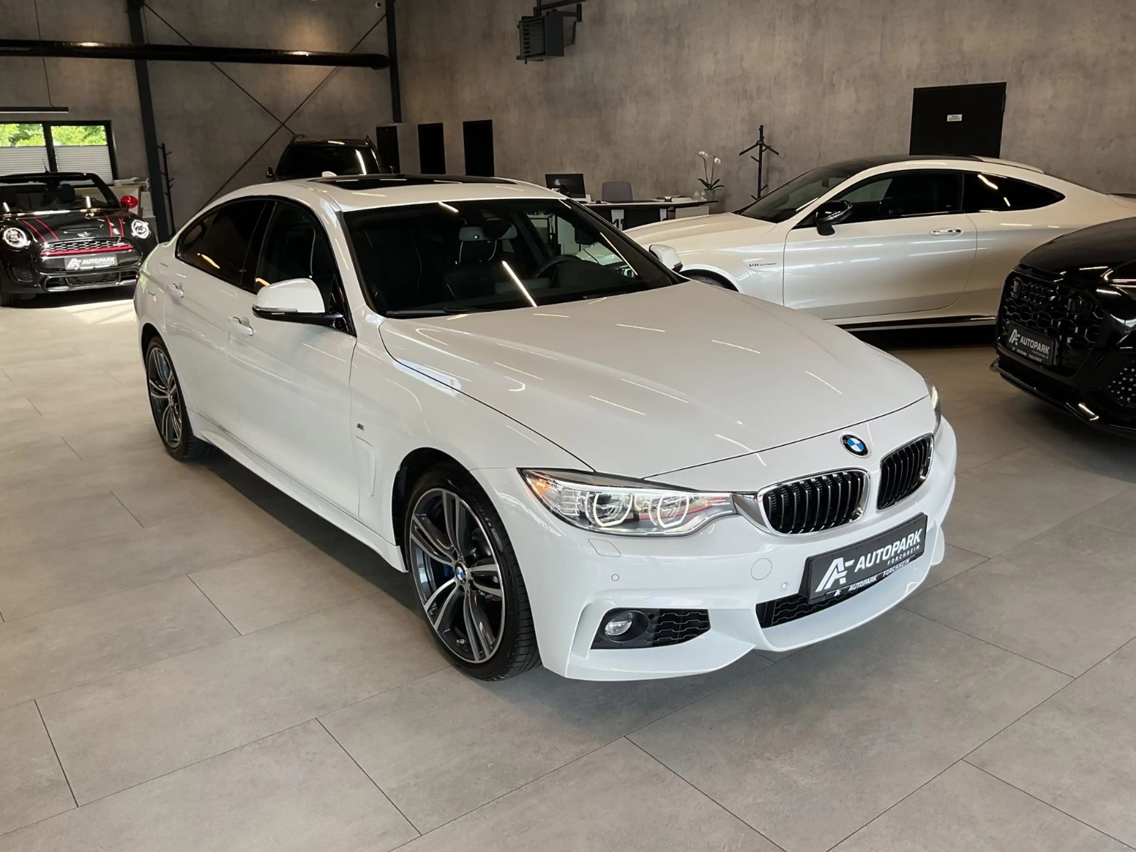 BMW 435 435i xDr. GC M Paket Individual LED Leder SD 19" — photo 3
