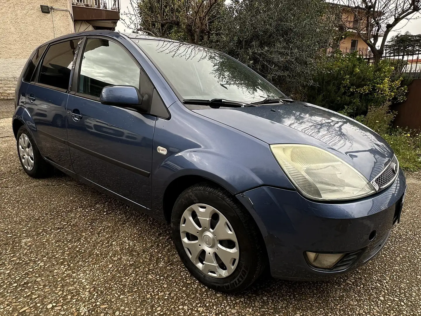 Ford Fiesta Fiesta V 2002 5p 1.4 tdci Ghia Blu/Azzurro - 1