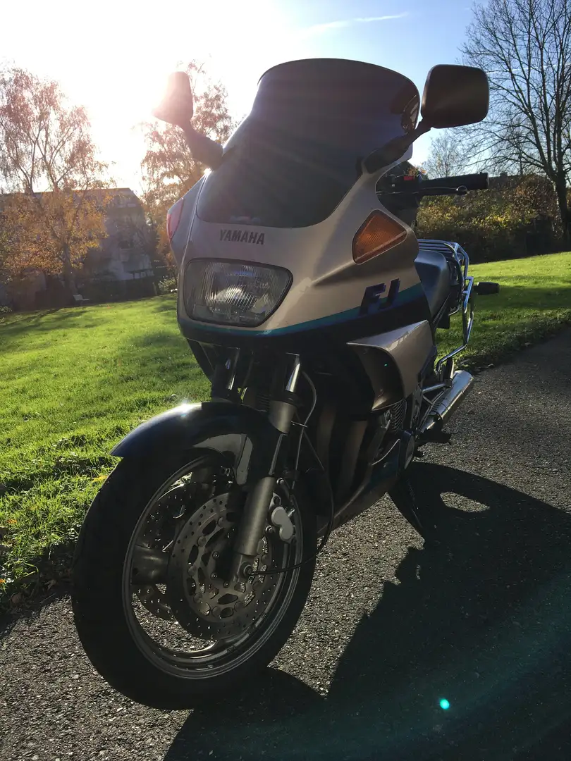 Yamaha FJ 1200 FJ 1200 3YA im Top-Zustand mit viel Zubehör - 2