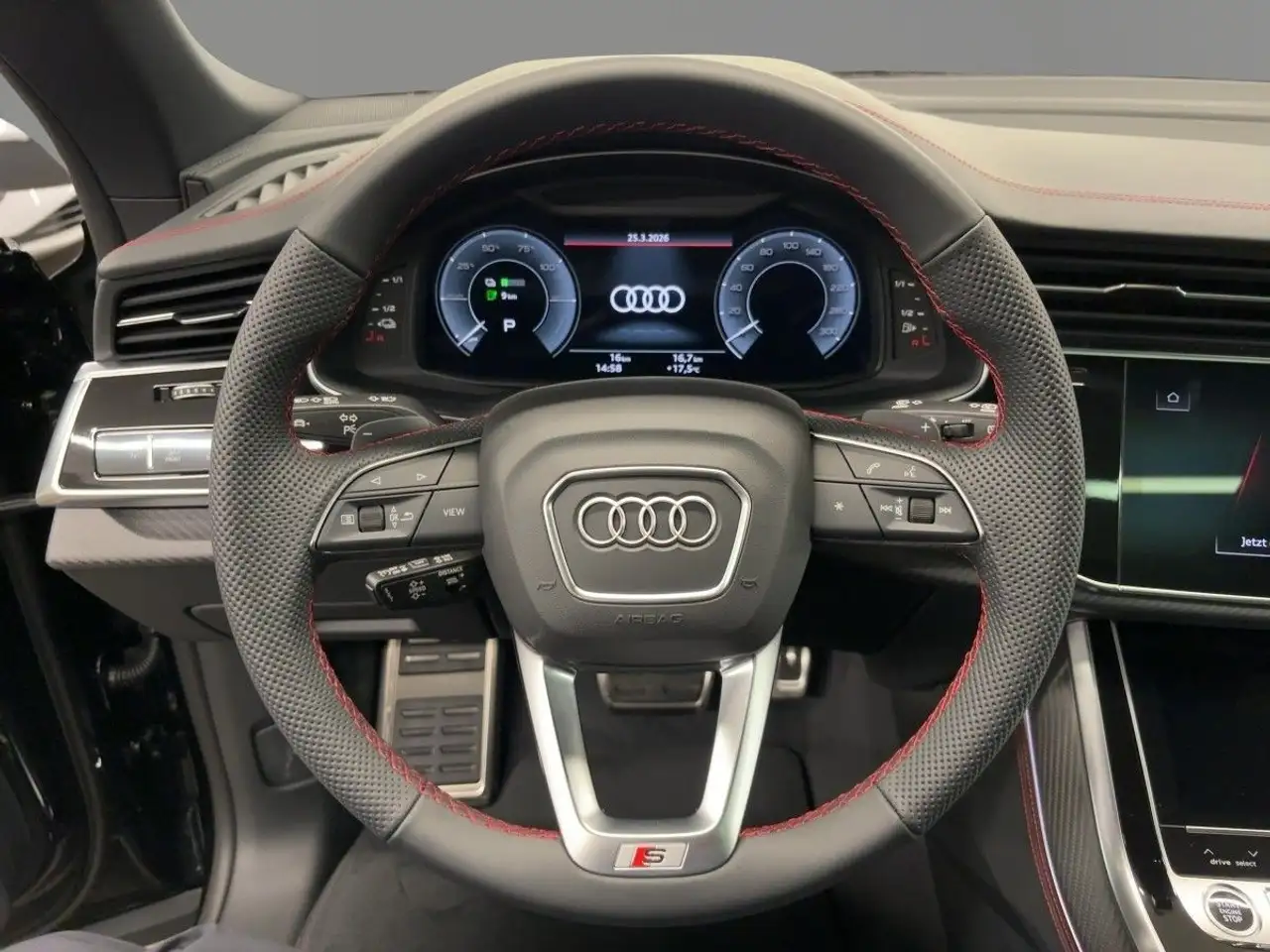 Audi Q8 TFSI e quattro tiptronic 13