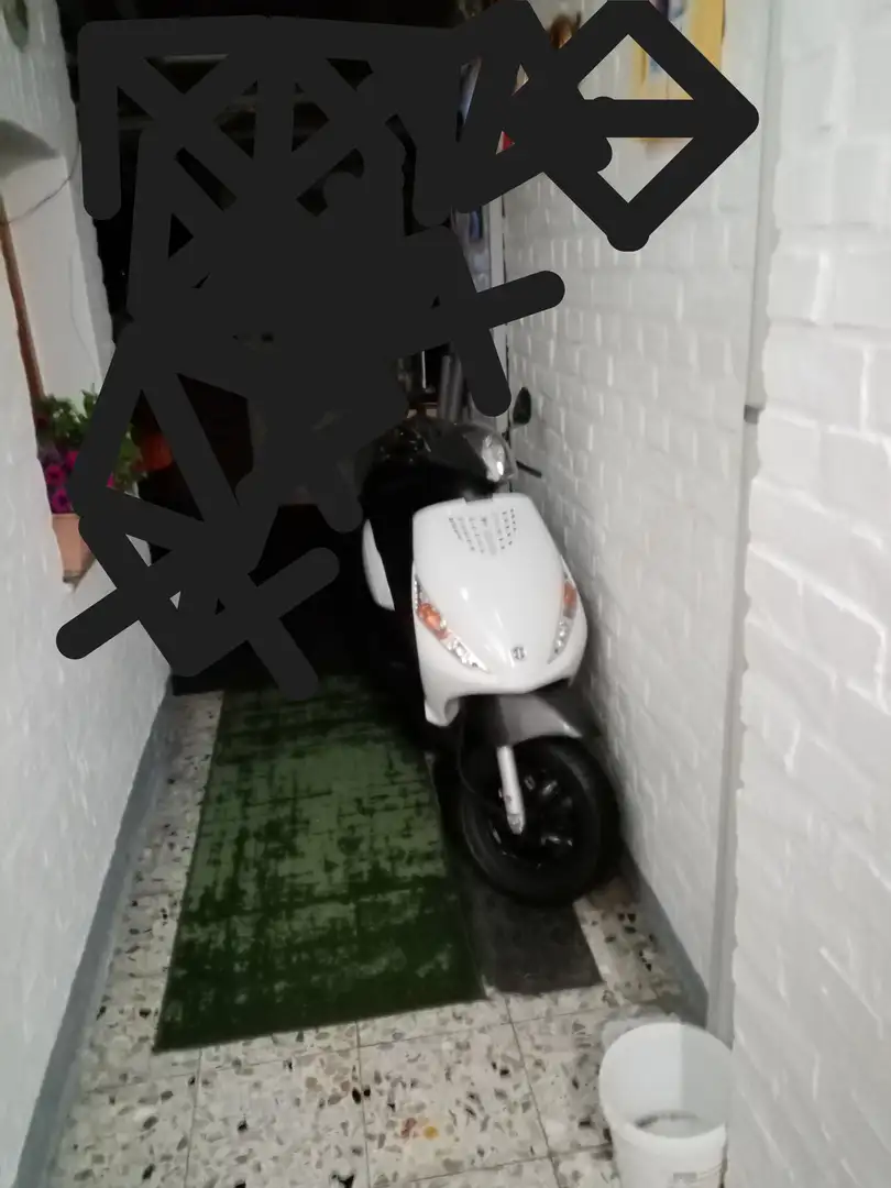 Piaggio Zip 50 C25*2T*Mit Koffer*Scheckheft Gepflegt* Wit - 2