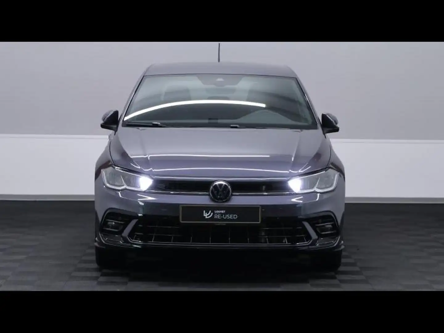 Volkswagen Polo 1.0TSI 100 R-Line DSG7 Grijs - 2