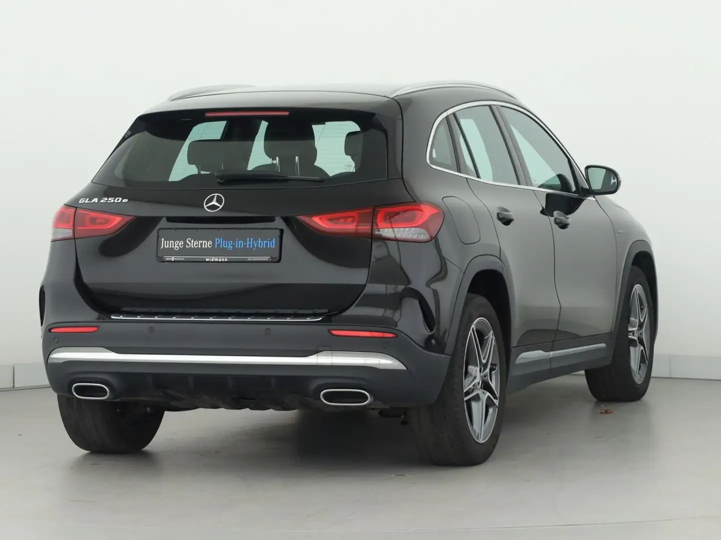 Mercedes-Benz GLA 250 e *AMG*Multibeam*PDC*Kamera*Soundsystem* Black - 2