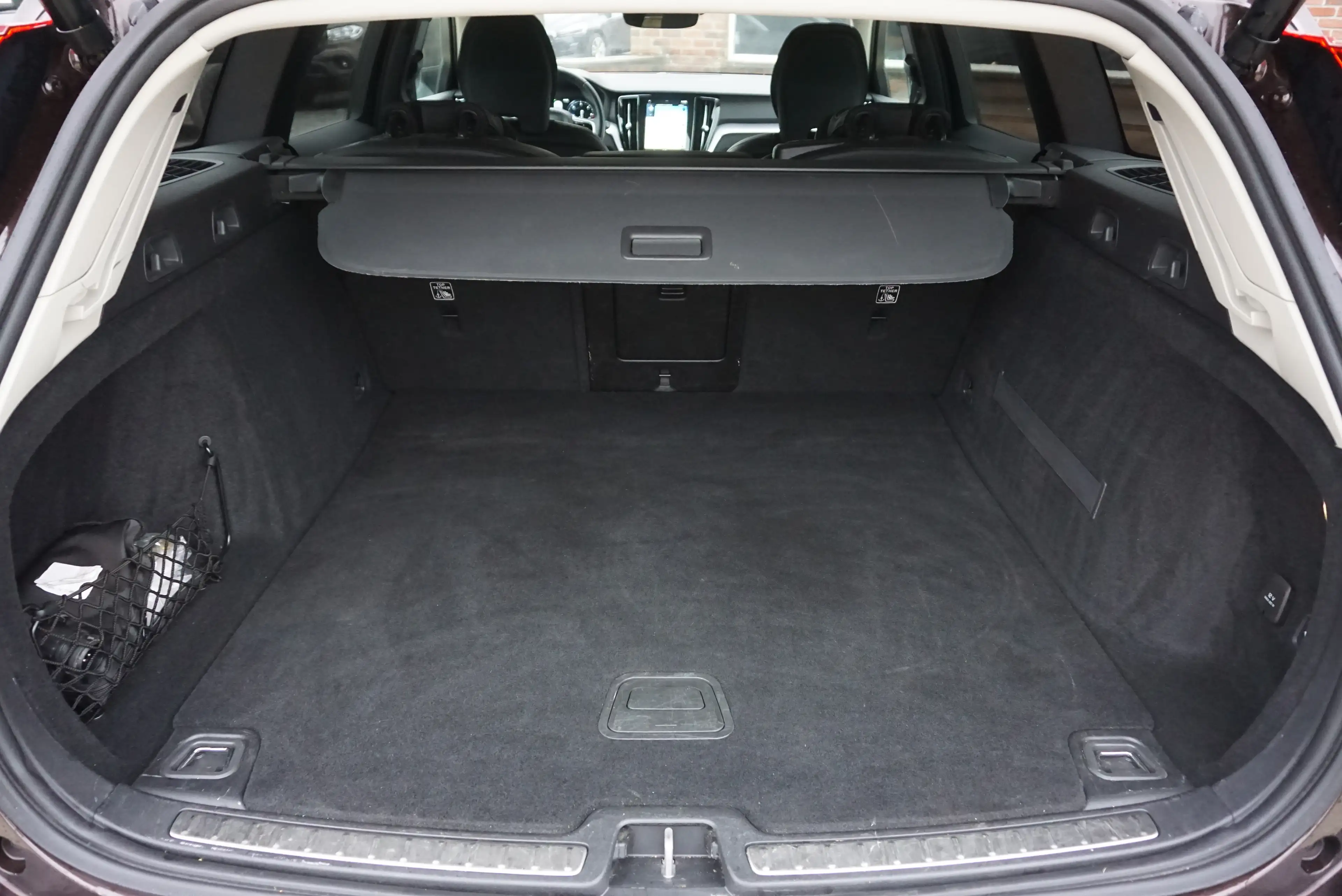 Volvo V60 Cross Country 2.0 D3 AWD Bte-AUTO COCKPIT NAVI-CAM CARPLAY 150CV — photo 12