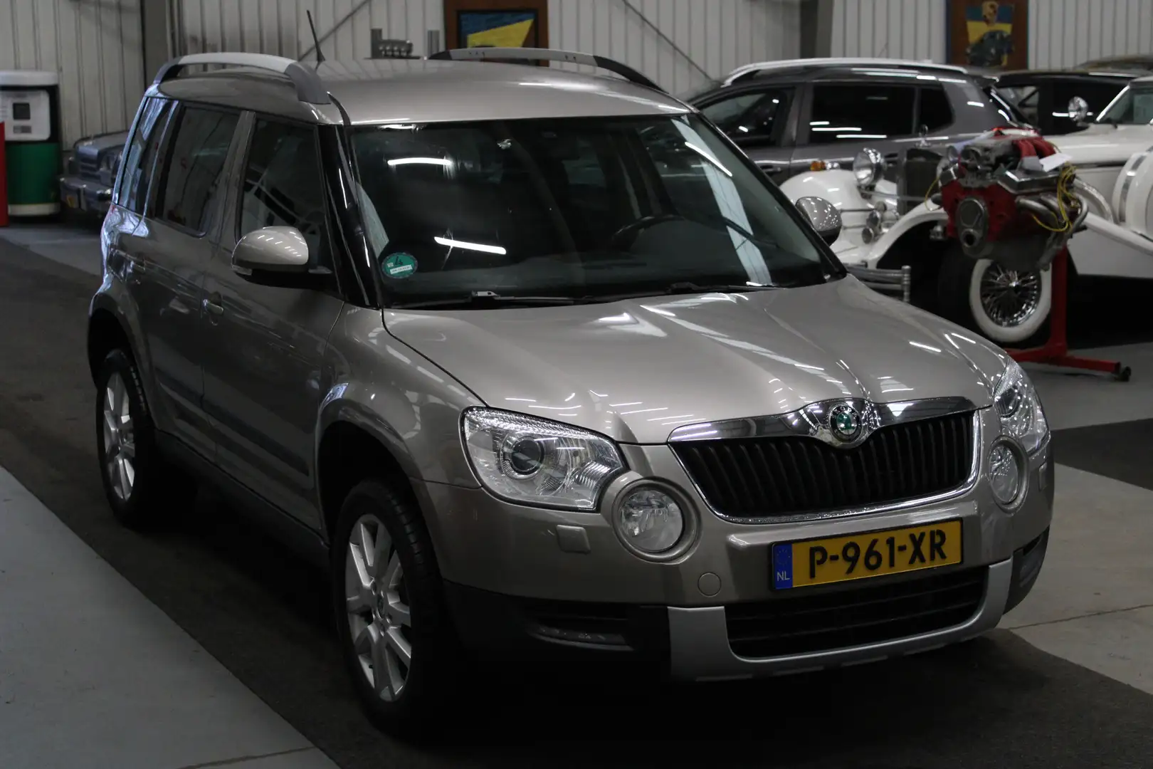 Skoda Yeti 1.4 TSI Ambition Airco, Cruise control, Isofix, St Bruin - 2