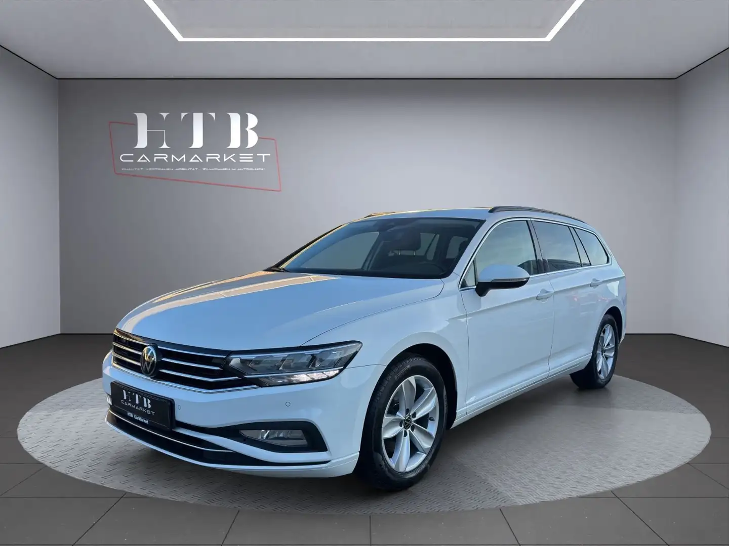 Volkswagen Passat Variant Passat 2.0 TDI DSG Var. Business/LED/CAM/ACC/AHK Weiß - 1