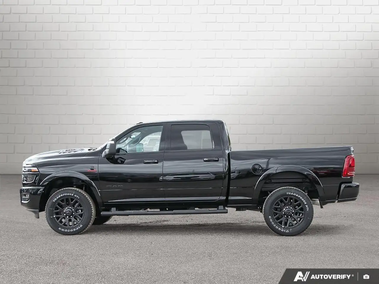 RAM 2500 снимка RAM 2500