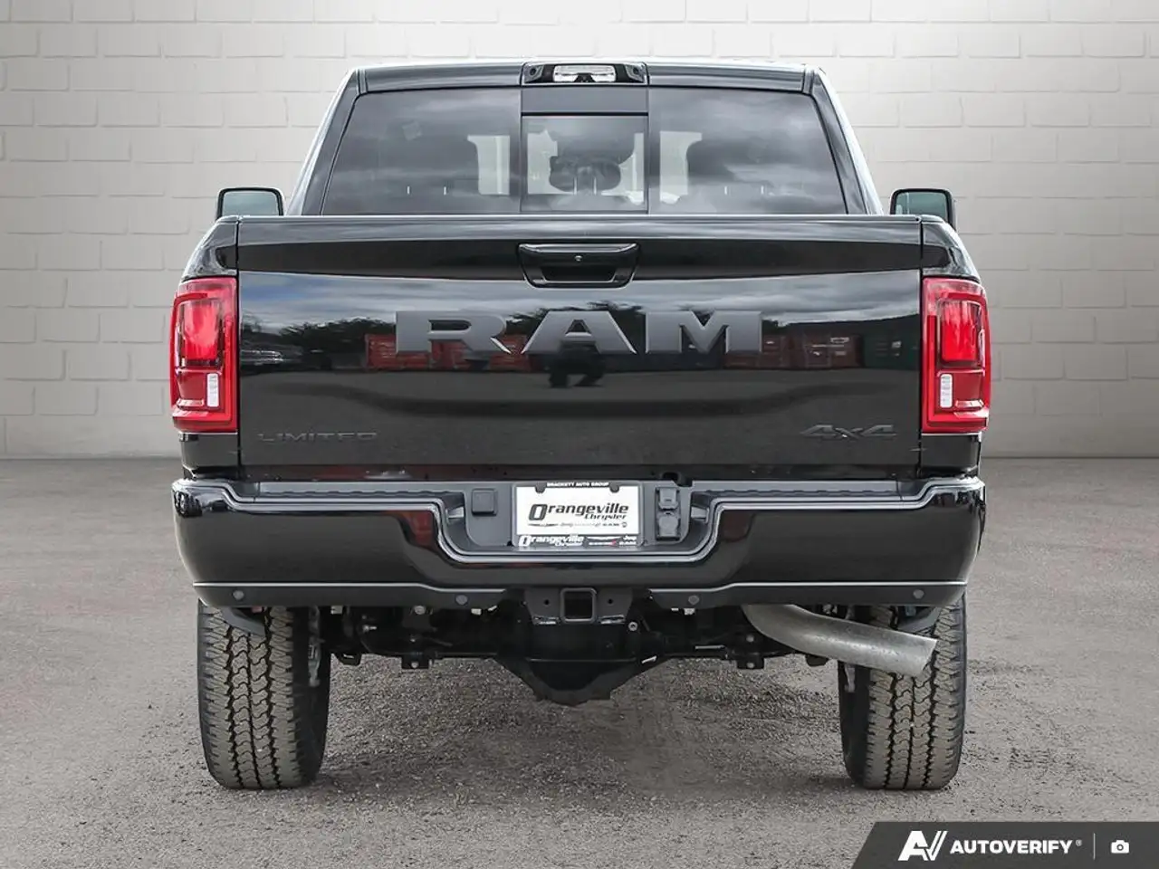 RAM 2500 снимка RAM 2500
