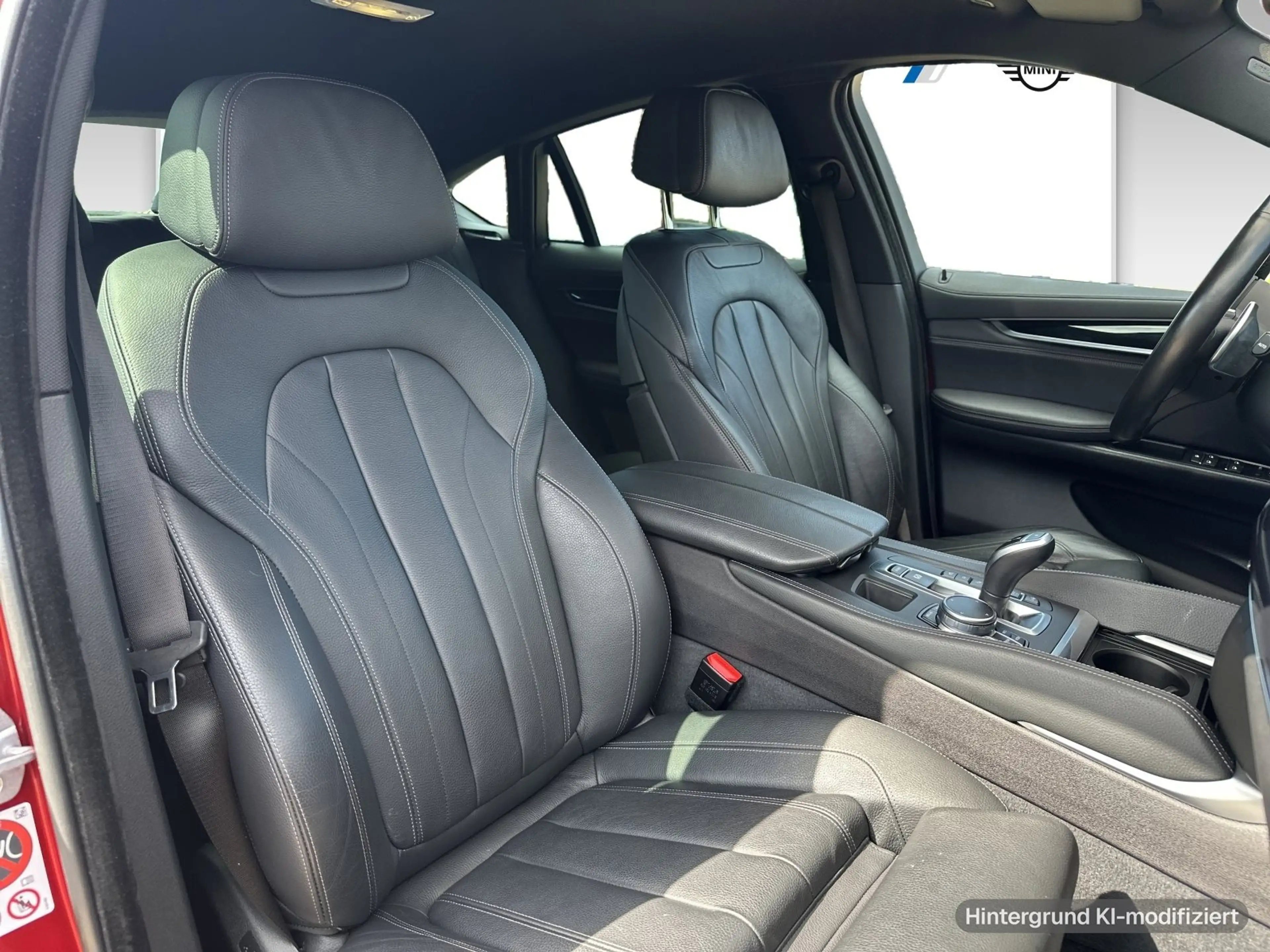 BMW X6 xDrive50i — photo 6