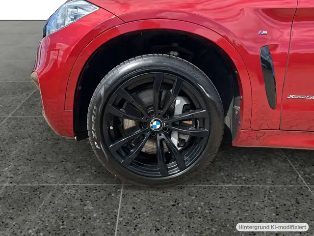 BMW X6 view 10