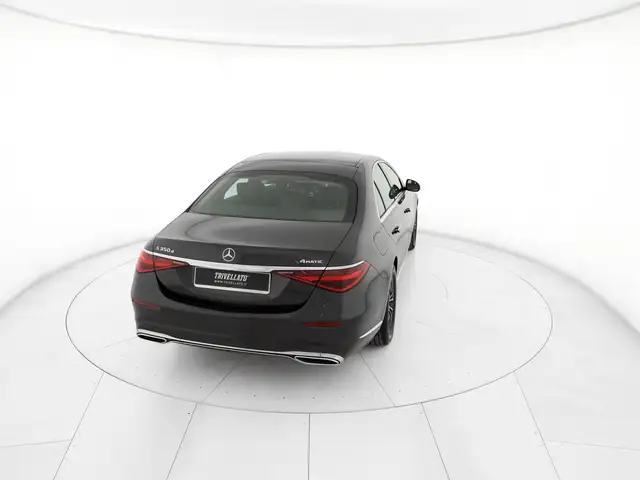 Mercedes-Benz S-Class view 6