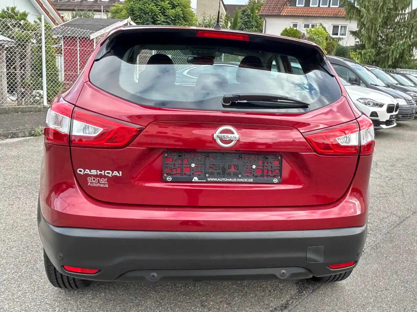 Nissan Qashqai Acenta Rot - 2