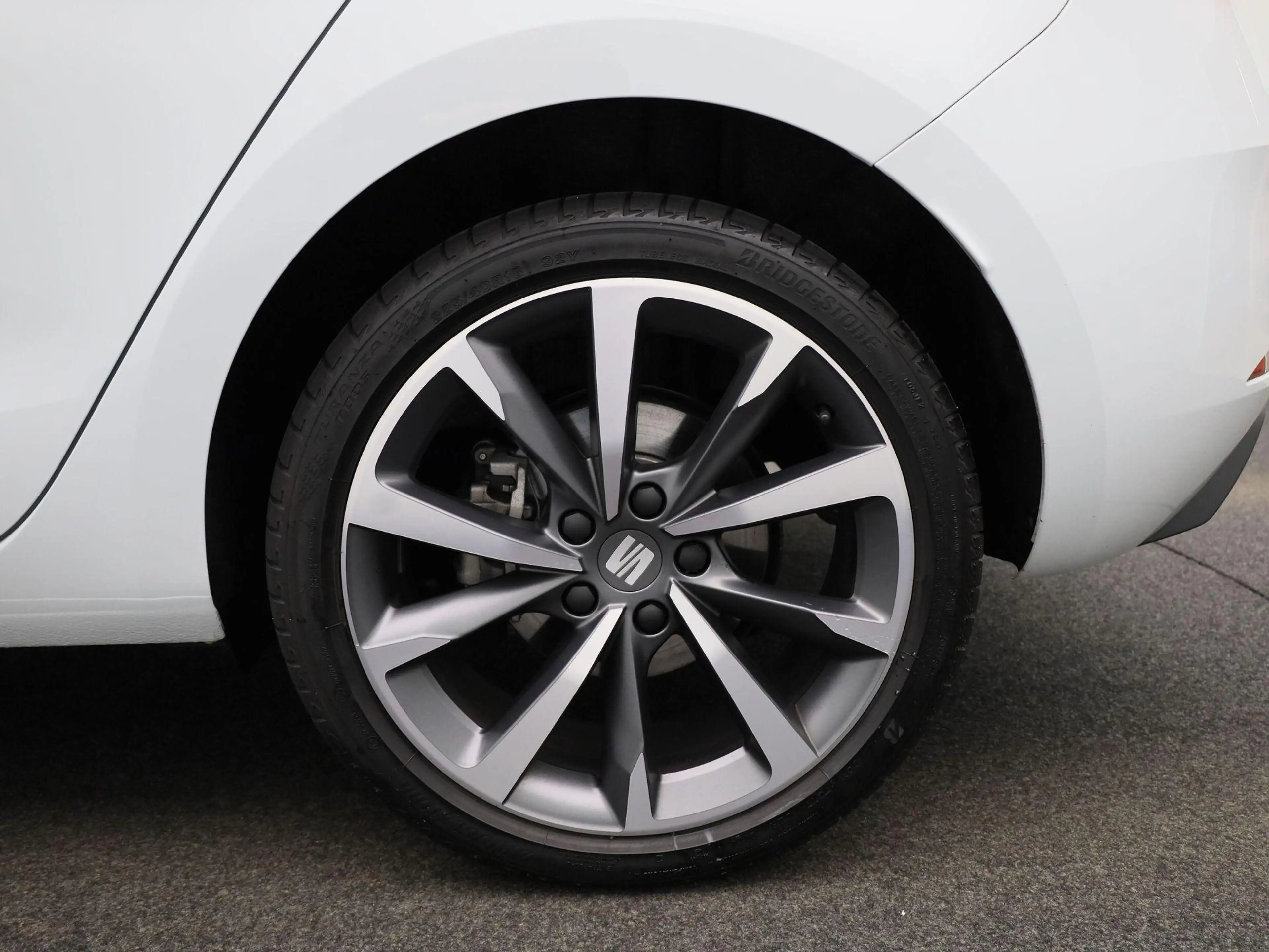 SEAT Leon e-Hybrid 1.5 TSI FR PHEV First Edition 204 PK | Automaat | — photo 13