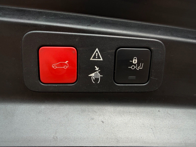 Peugeot 5008 GT 1-HAND/7-Sitzer/ALCANTARA — photo 14