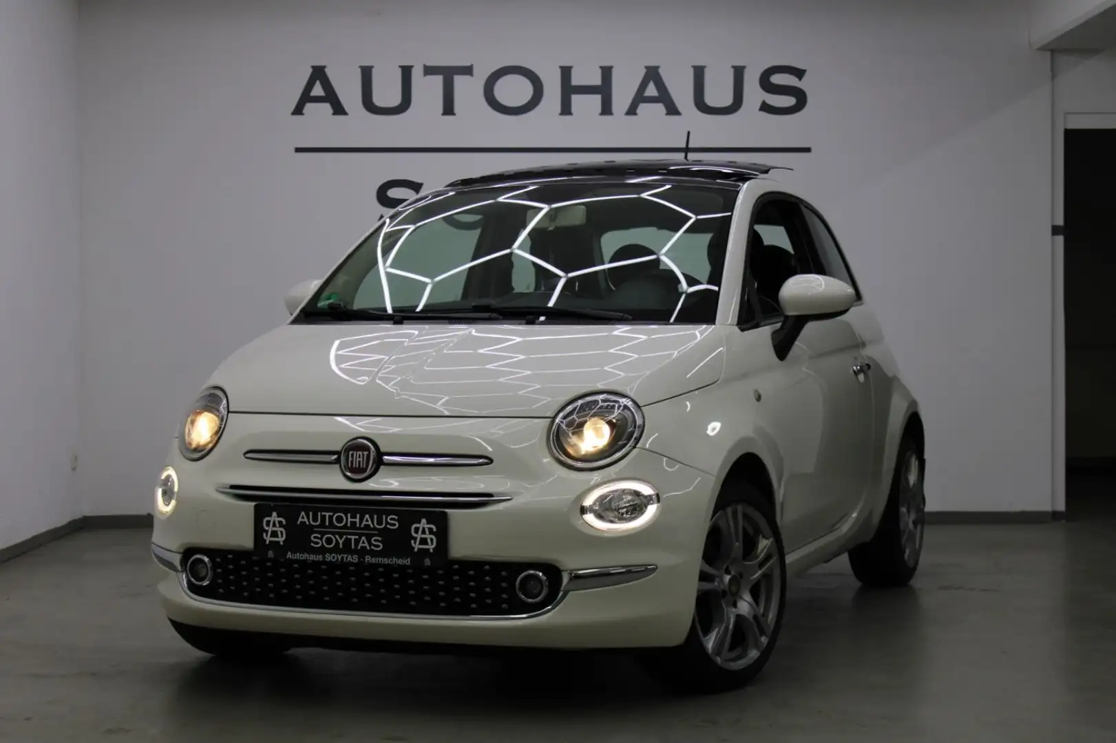 Fiat 500 *Panorama*Einparkhilfe*Klima*UConnect Blanc - 1