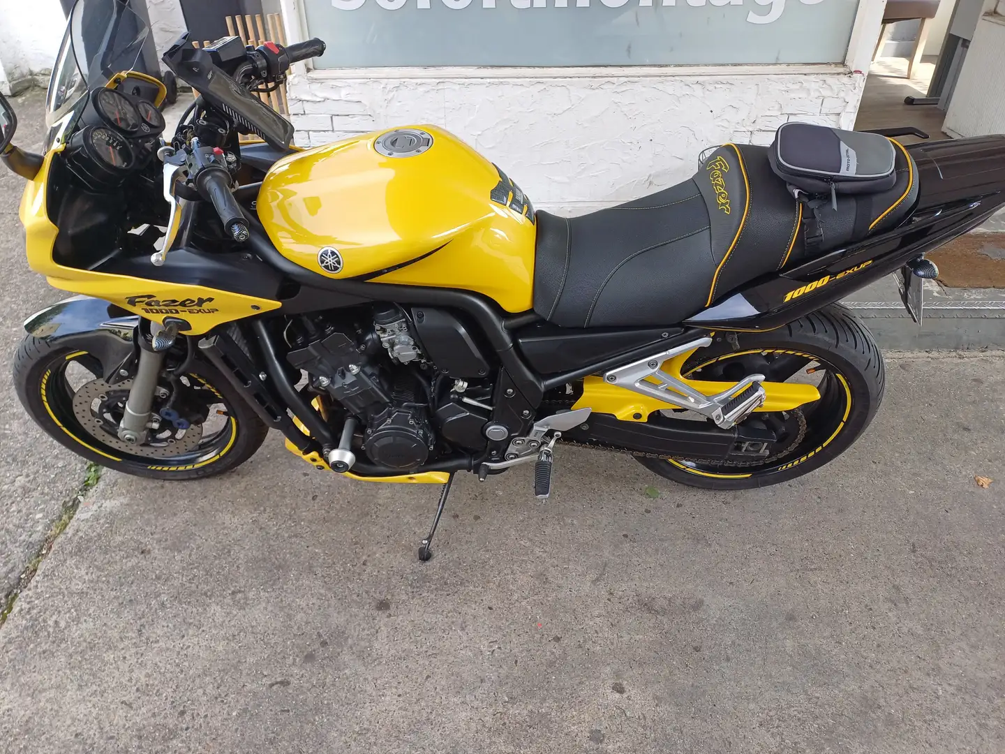 Yamaha FZS 1000 Sondermodell Geel - 1