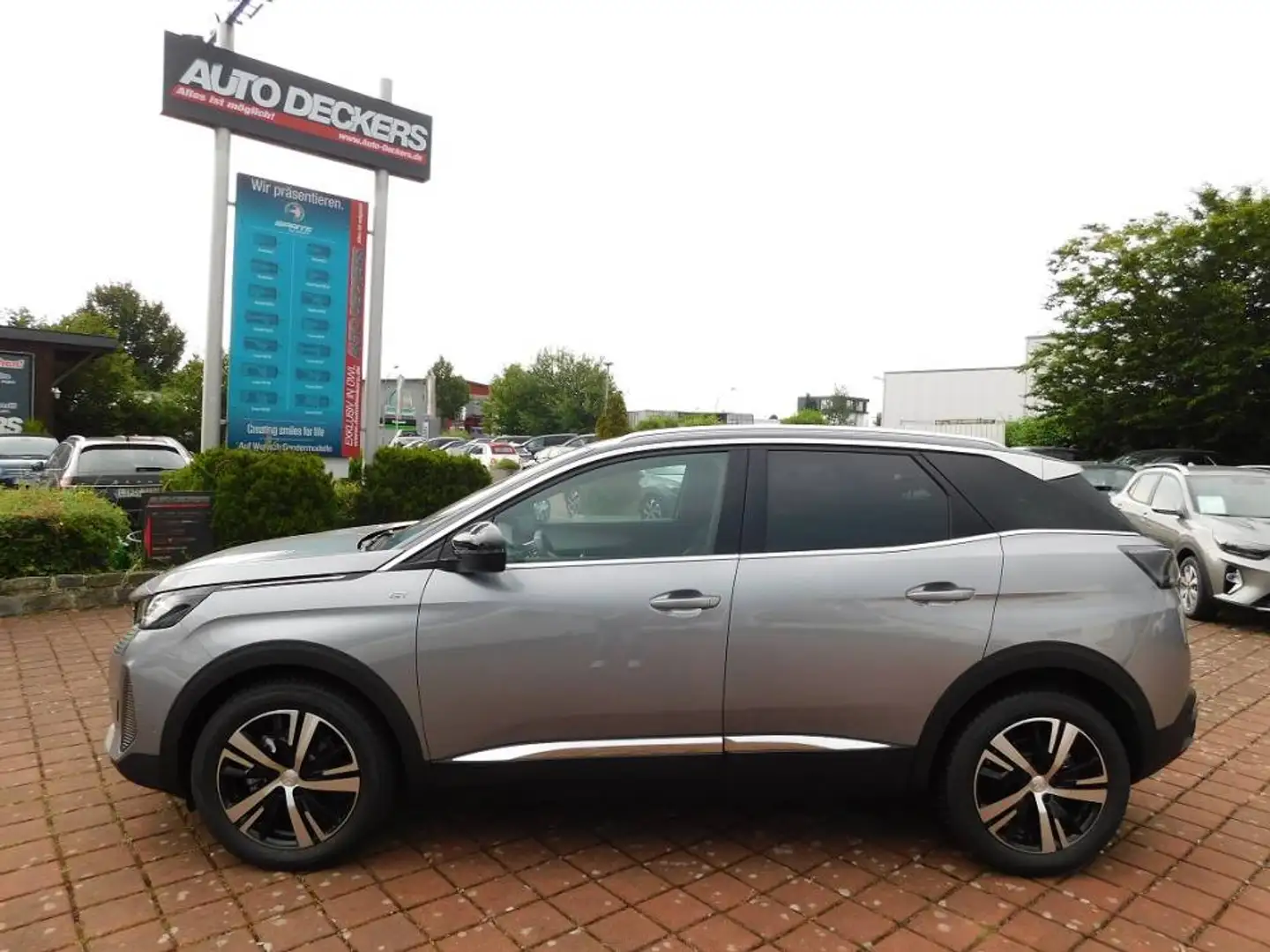 Peugeot 3008 1.5 Blue HDI 130 Autom GT Navi ACC SHZ LED Kamera Gris - 2