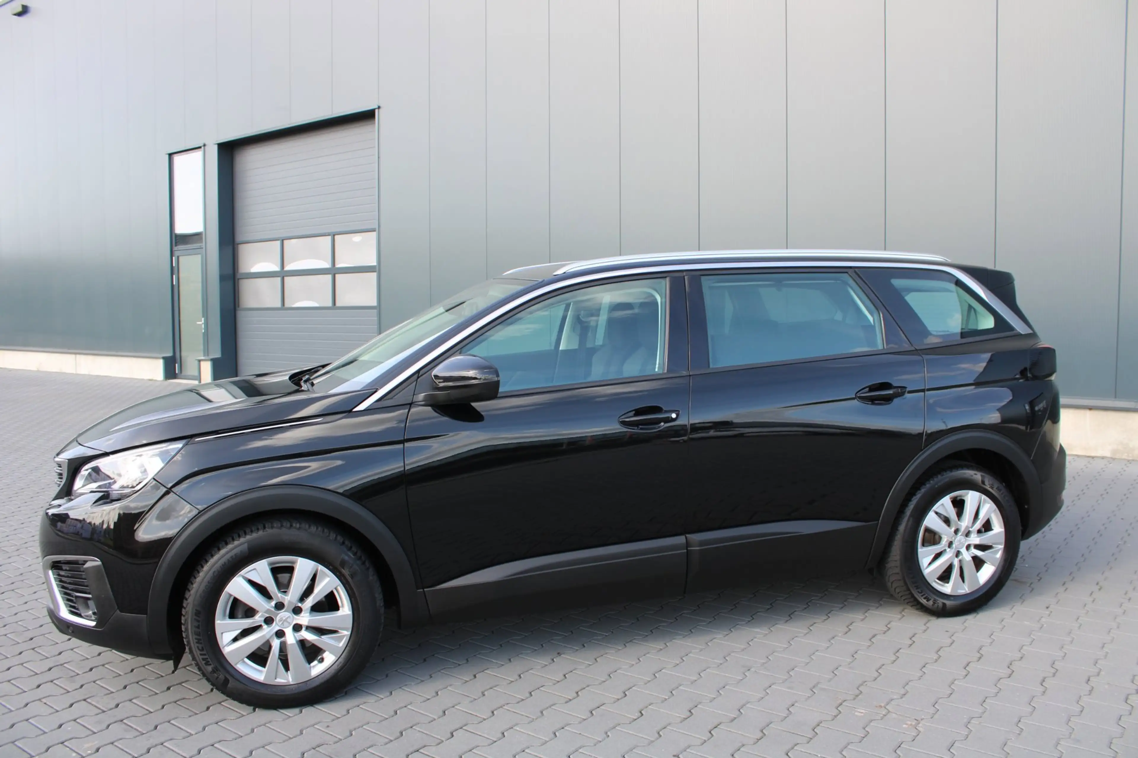 Peugeot 5008 1.2 PureTech Access 7 PERSOONS TREKHAAK NIEUWE DIS — photo 2
