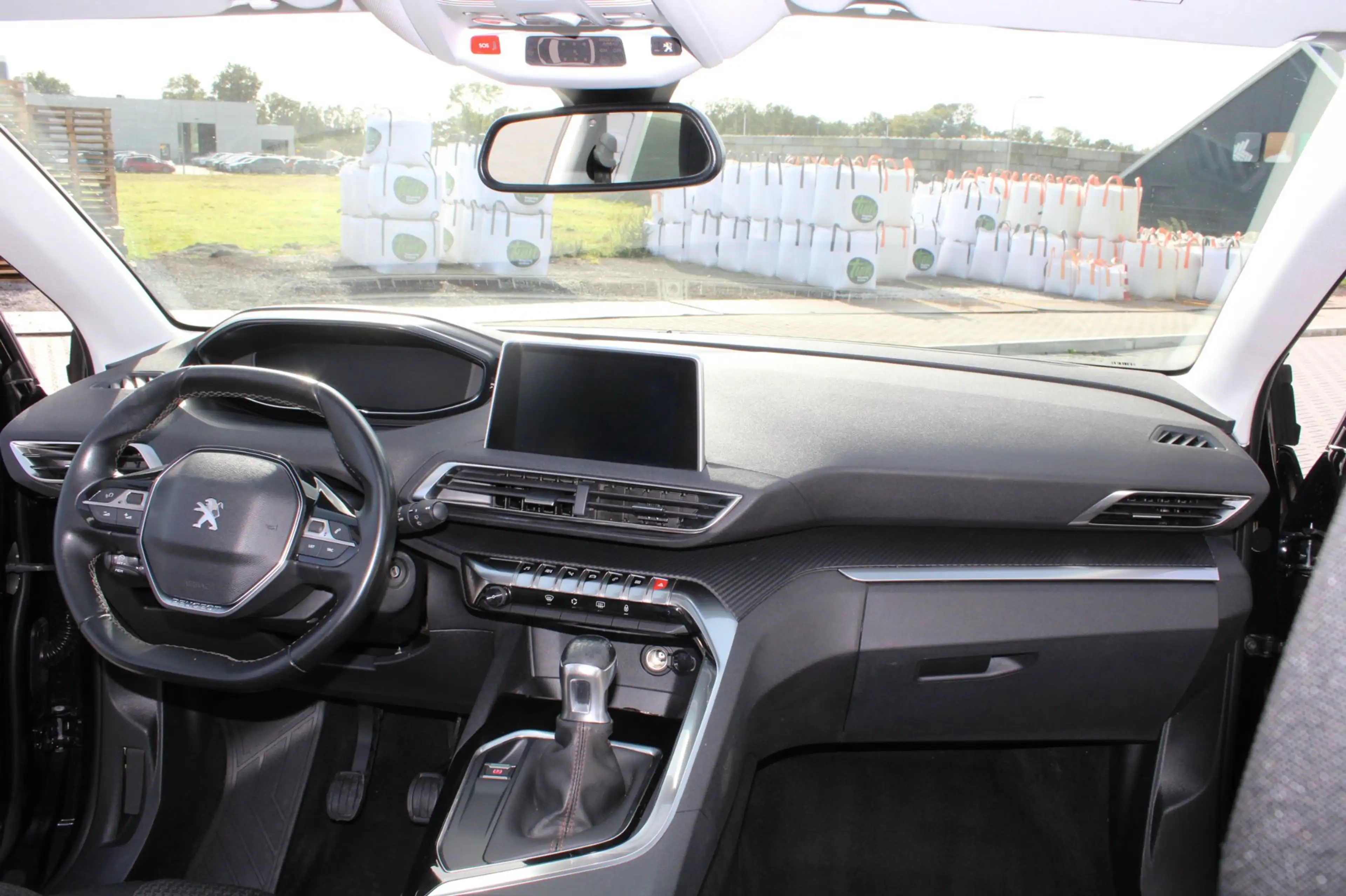 Peugeot 5008 1.2 PureTech Access 7 PERSOONS TREKHAAK NIEUWE DIS — photo 19