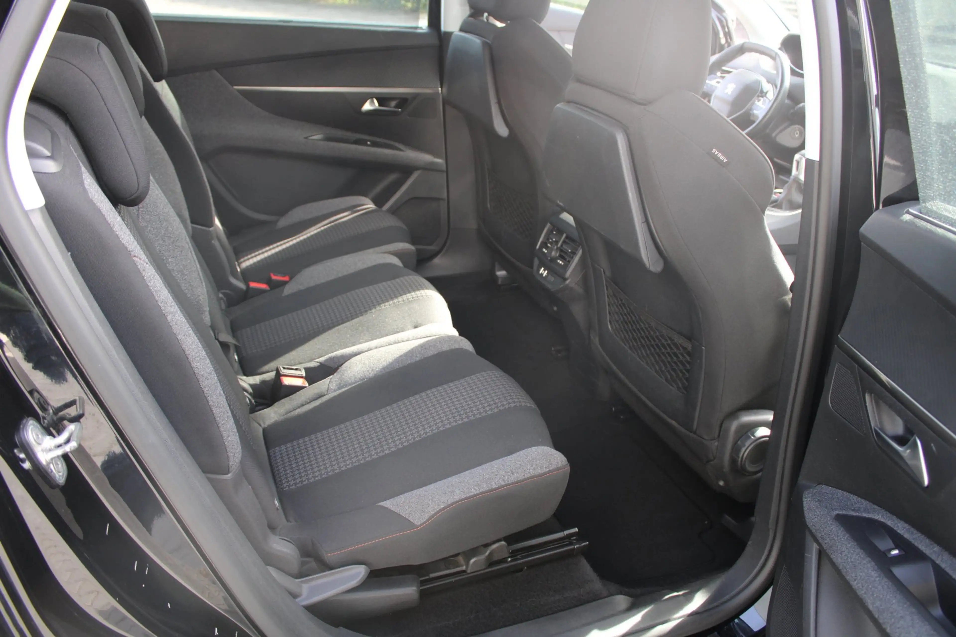 Peugeot 5008 1.2 PureTech Access 7 PERSOONS TREKHAAK NIEUWE DIS — photo 18