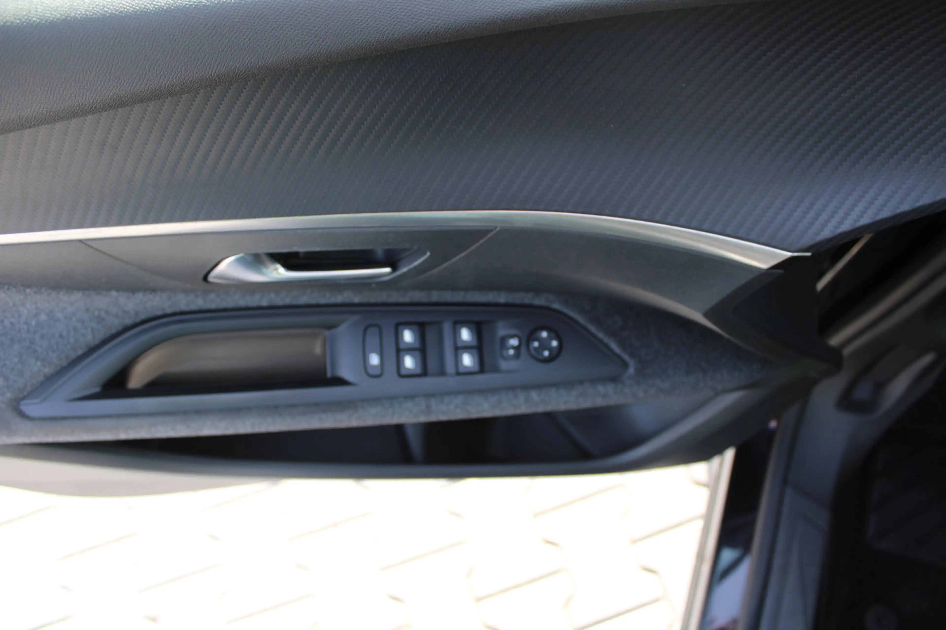 Peugeot 5008 1.2 PureTech Access 7 PERSOONS TREKHAAK NIEUWE DIS — photo 20