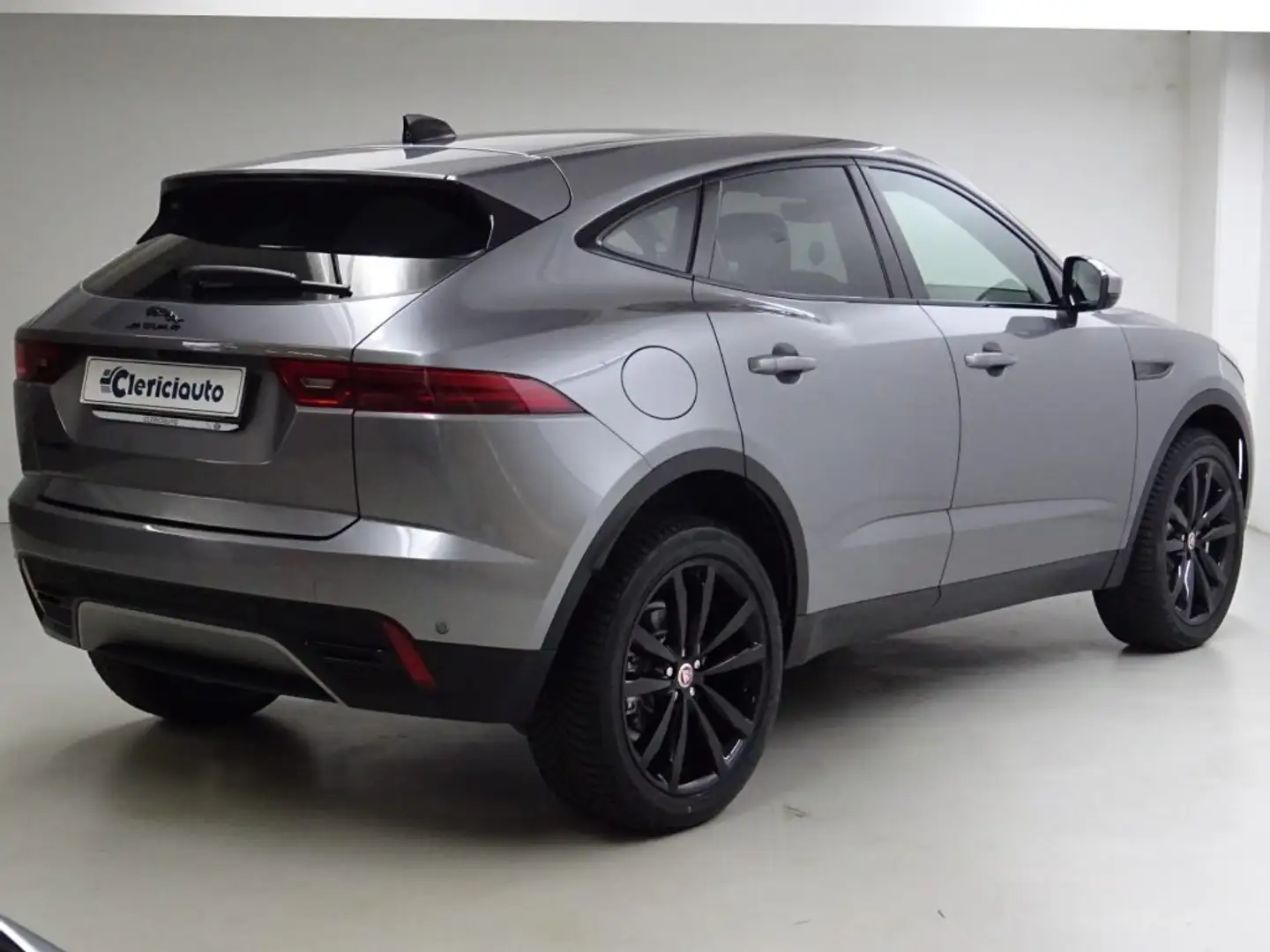 Jaguar E-Pace 2.0D I4 163 CV AWD Auto SE (garanzia 5 anni) Grigio - 2