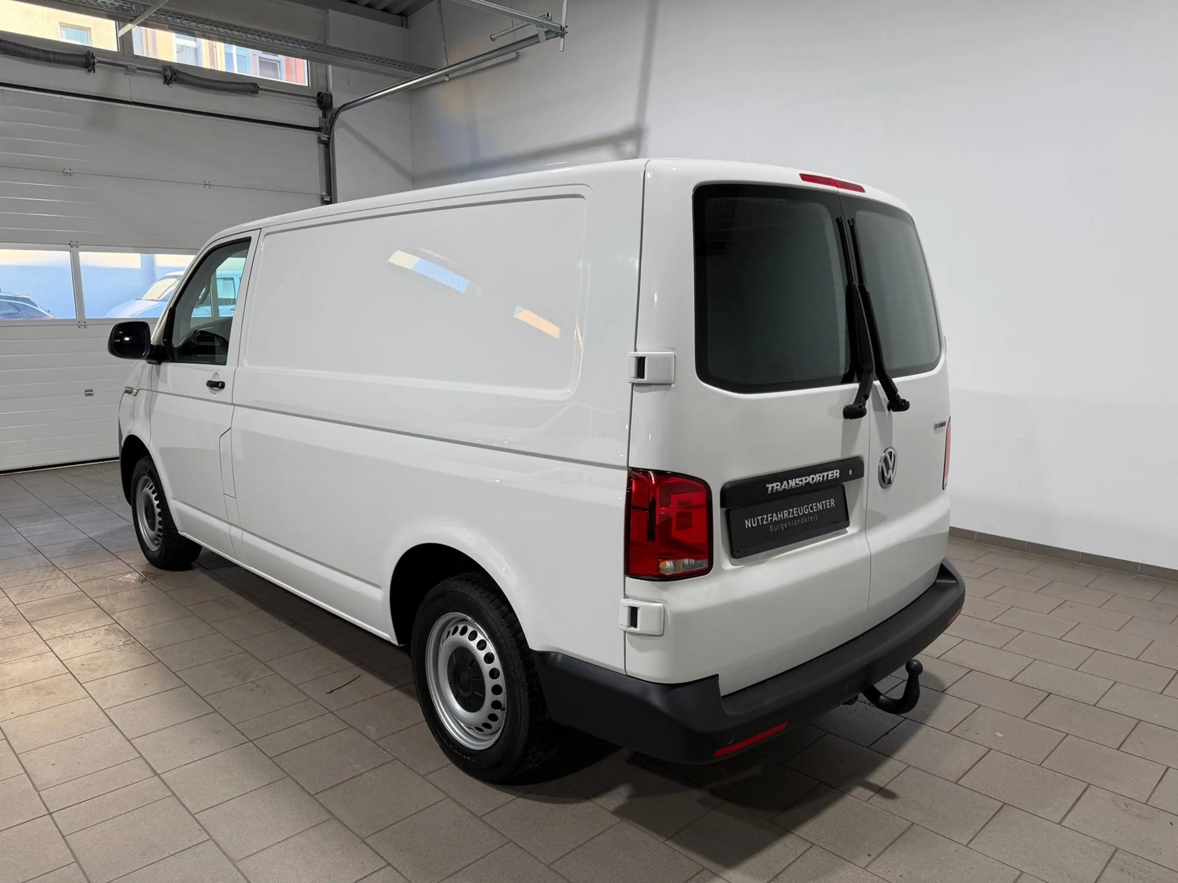 Volkswagen T6.1 Transporter ,4Motion,kurz,Klima,Radio,AHK — photo 4