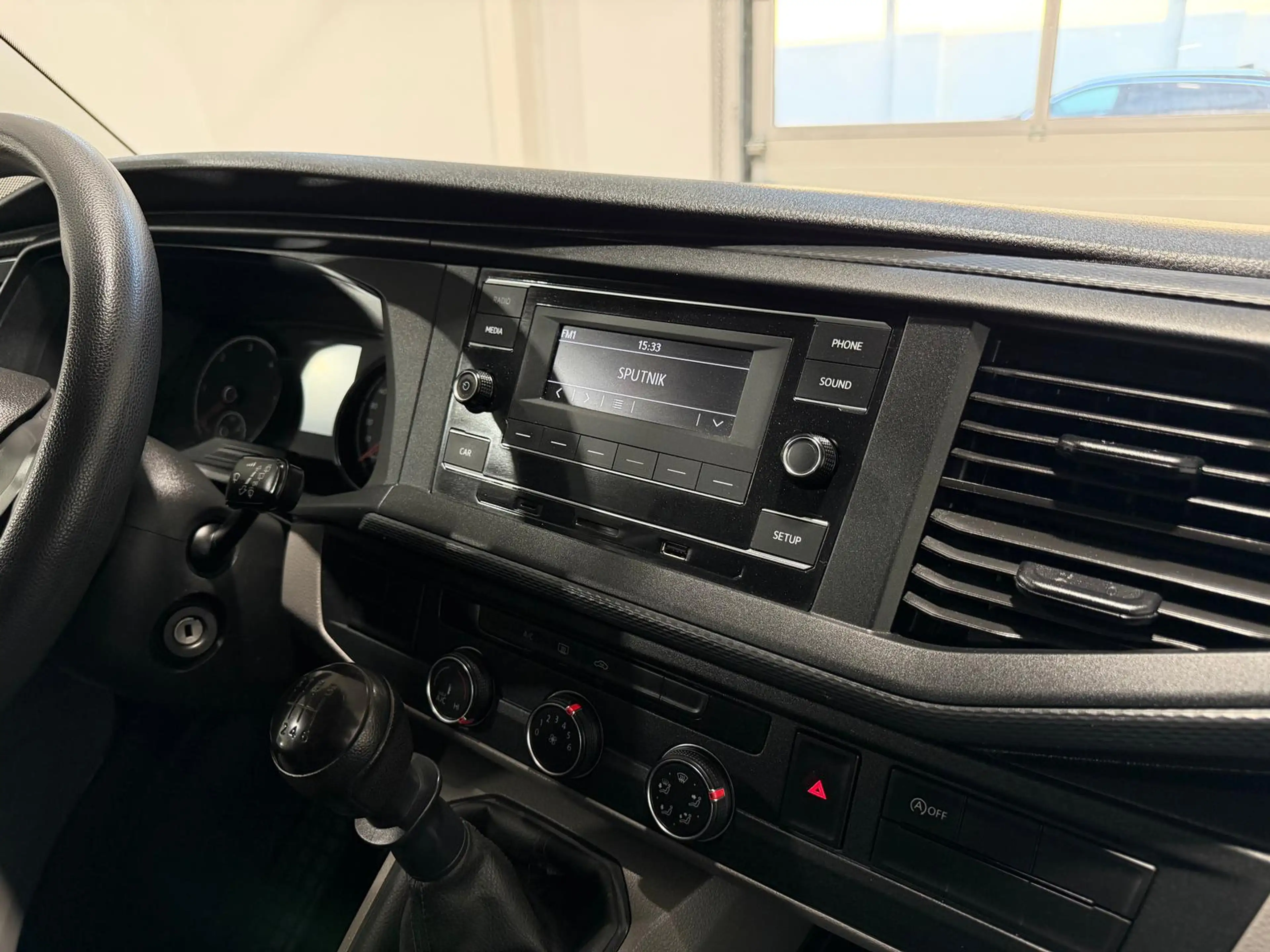 Volkswagen T6.1 Transporter ,4Motion,kurz,Klima,Radio,AHK — photo 14