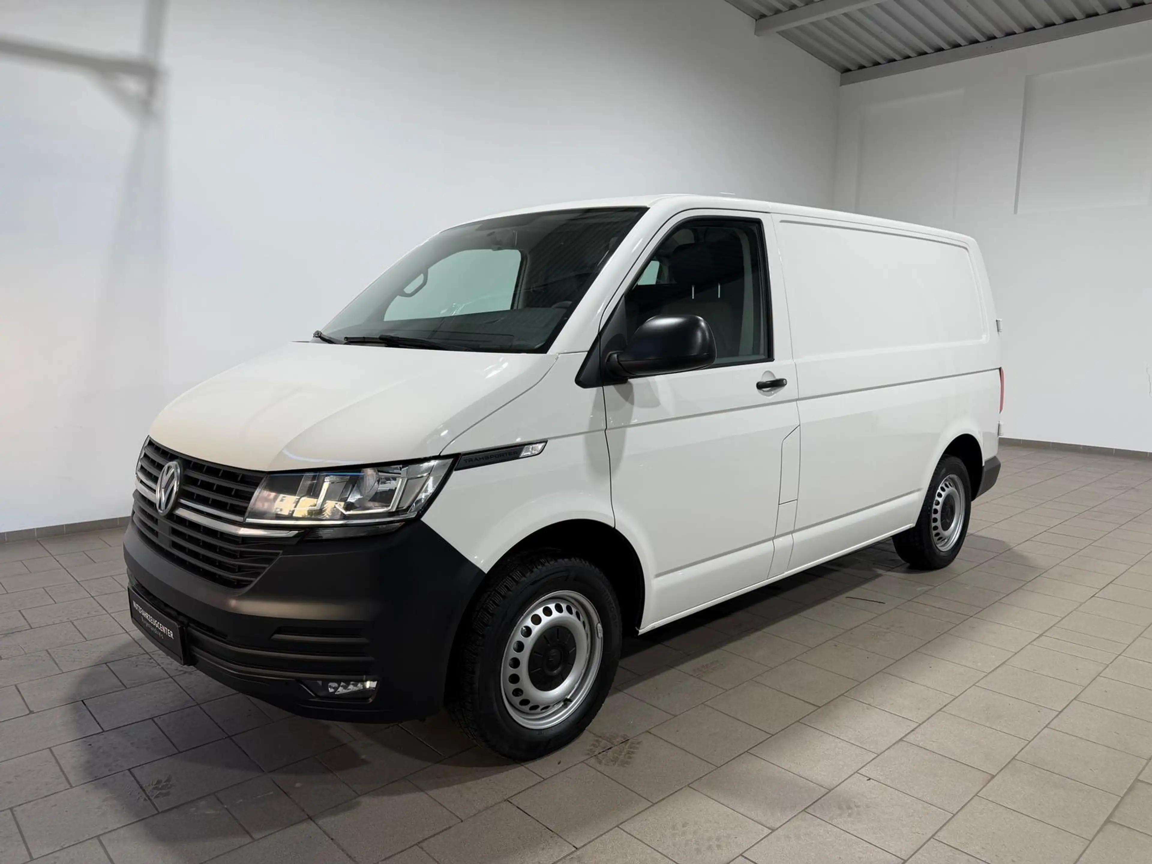 Volkswagen T6.1 Transporter ,4Motion,kurz,Klima,Radio,AHK