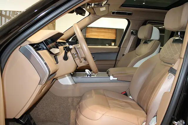 Land Rover Range Rover 3.0 P510e PHEV AWD SV **Special Vehicle** Ansicht 12