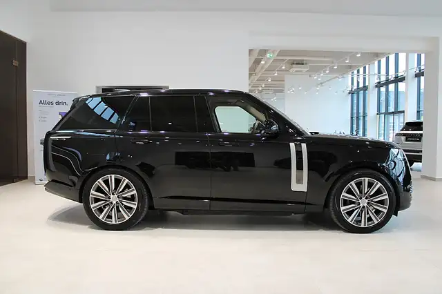 Land Rover Range Rover 3.0 P510e PHEV AWD SV **Special Vehicle** Ansicht 4