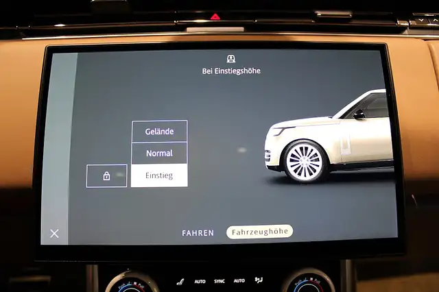 Land Rover Range Rover 3.0 P510e PHEV AWD SV **Special Vehicle** Ansicht 32