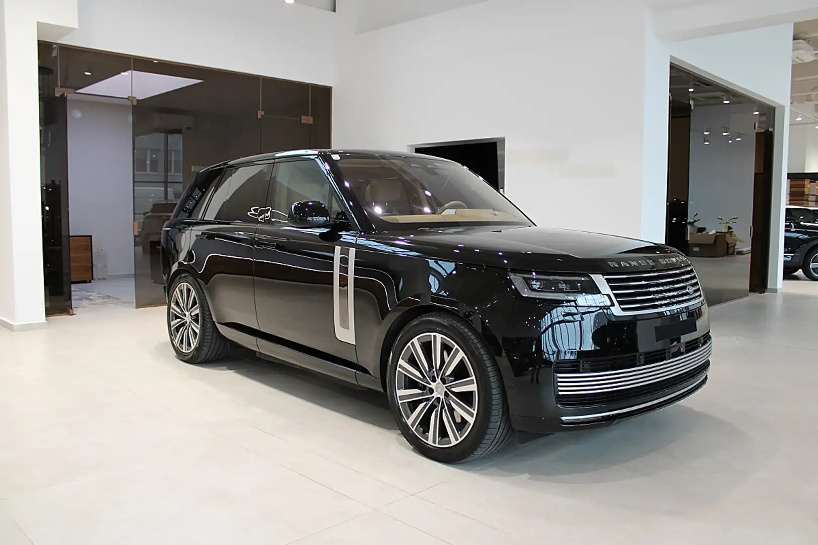 Land Rover Range Rover 3.0 P510e PHEV AWD SV **Special Vehicle** Schwarz - 1
