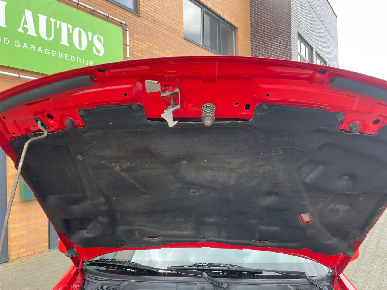 Opel Calibra 2.0i Bloedrood en bloedmooi, foto 12