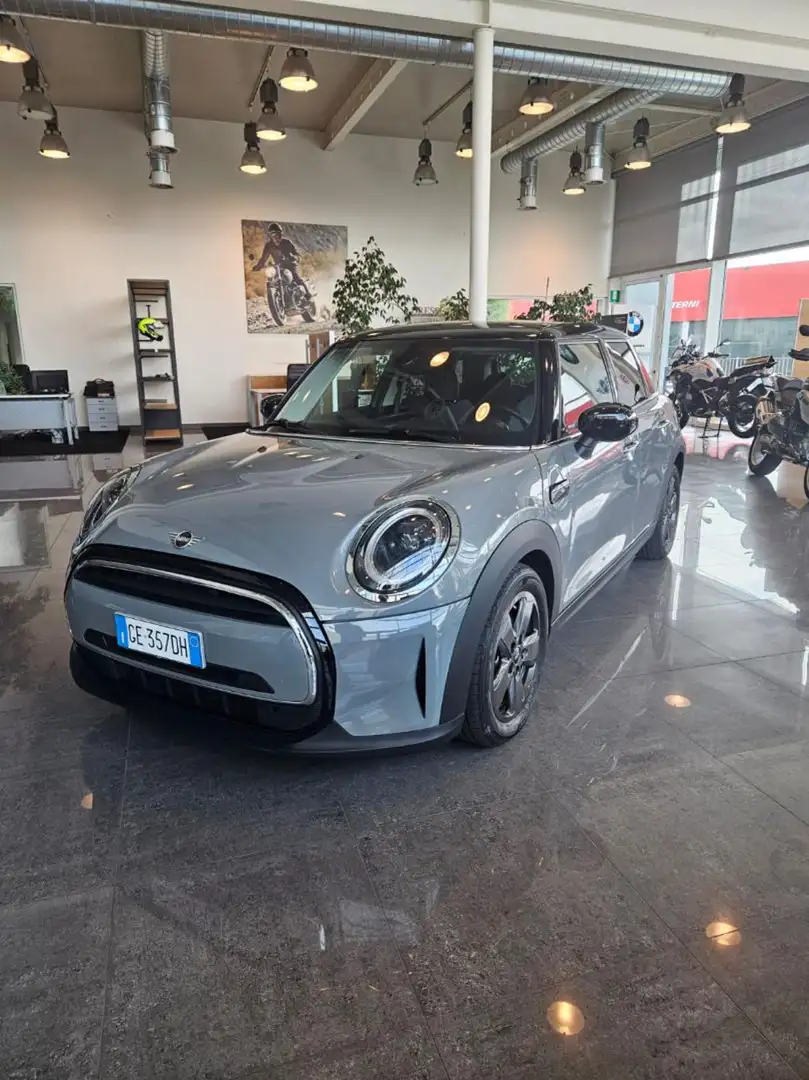 MINI Cooper 1.5 Cooper Business 5 porte Grigio - 1