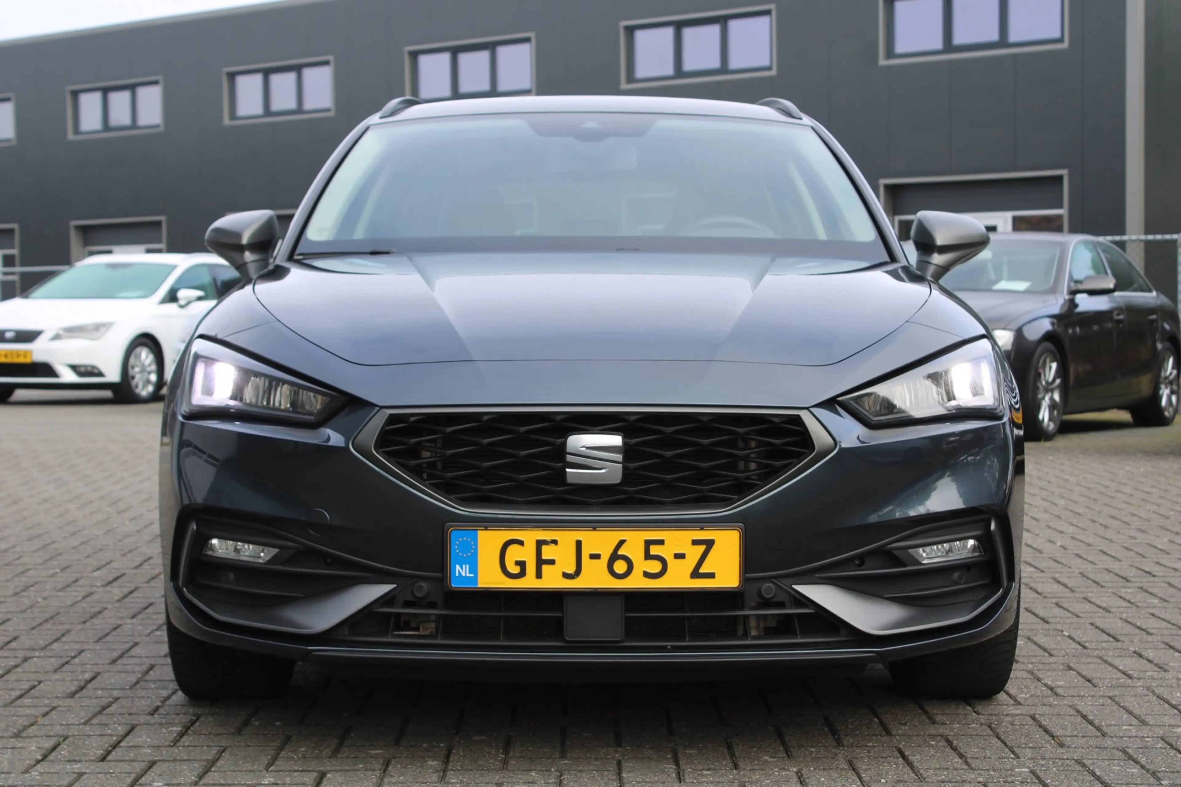 SEAT Leon e-Hybrid SPORTSTOURER 1.4 TSI eHybrid PHEV FR Business Inte — photo 11