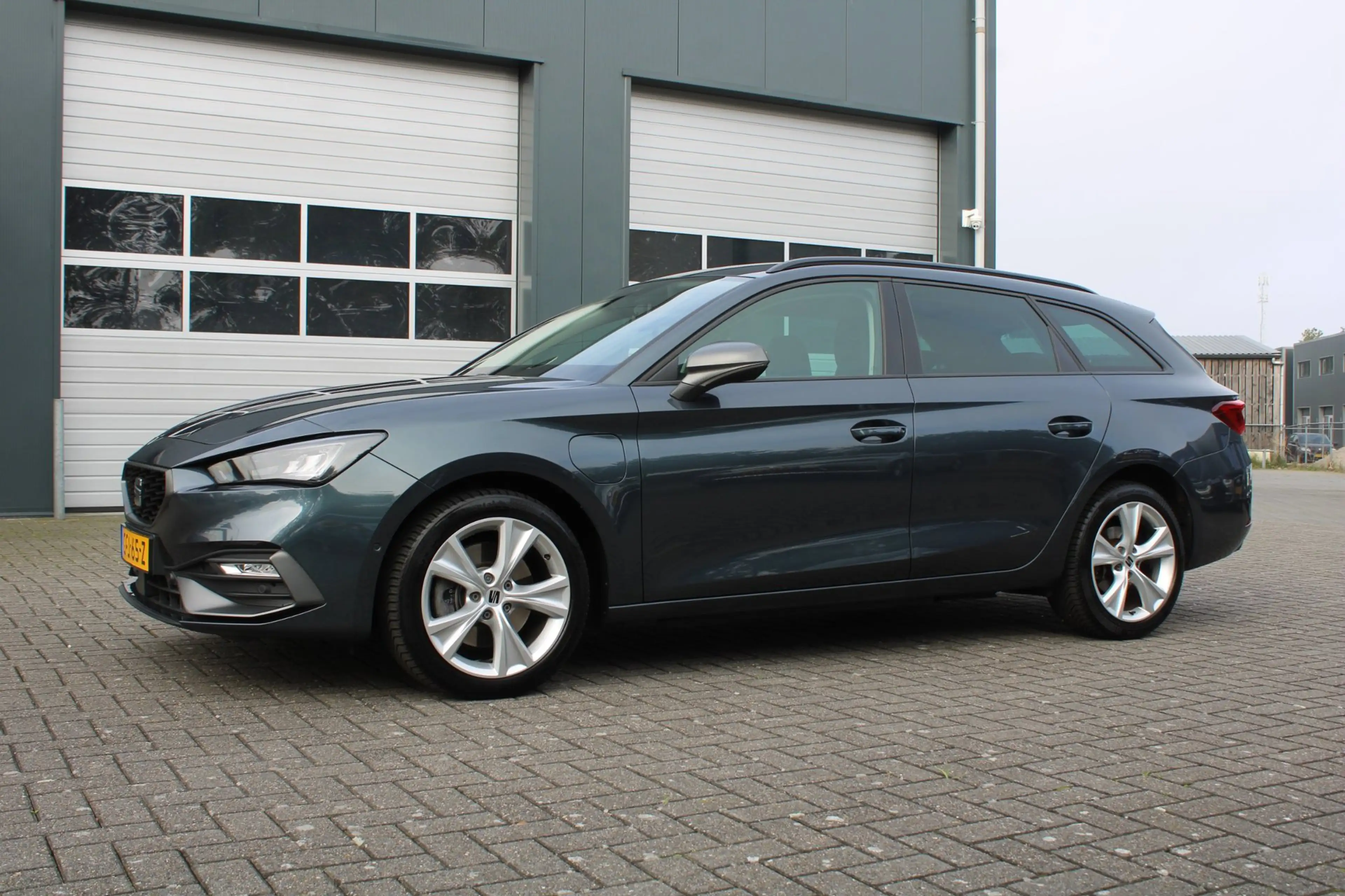 SEAT Leon e-Hybrid SPORTSTOURER 1.4 TSI eHybrid PHEV FR Business Inte — photo 15