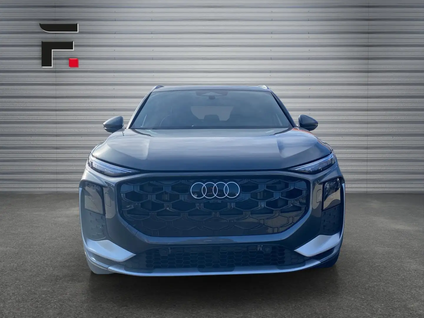 Audi Q3 e-hybrid 200 kW Grau - 2