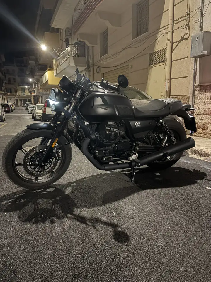 Moto Guzzi V 7