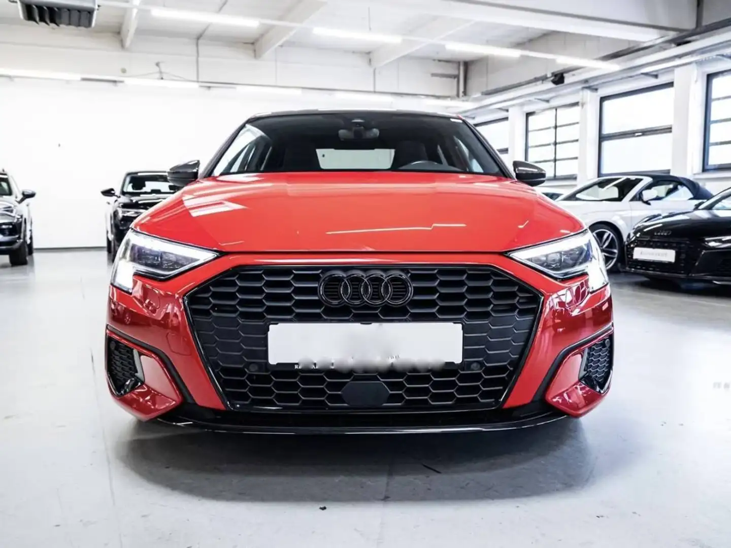 Audi A3 Berline III 30 TDI 116ch S line Plus Euro6d-T 109g Rood - 2