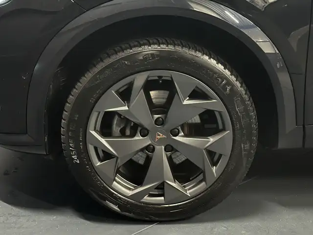 Cupra Formentor view 9