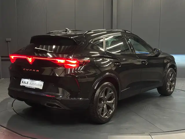 Cupra Formentor view 5