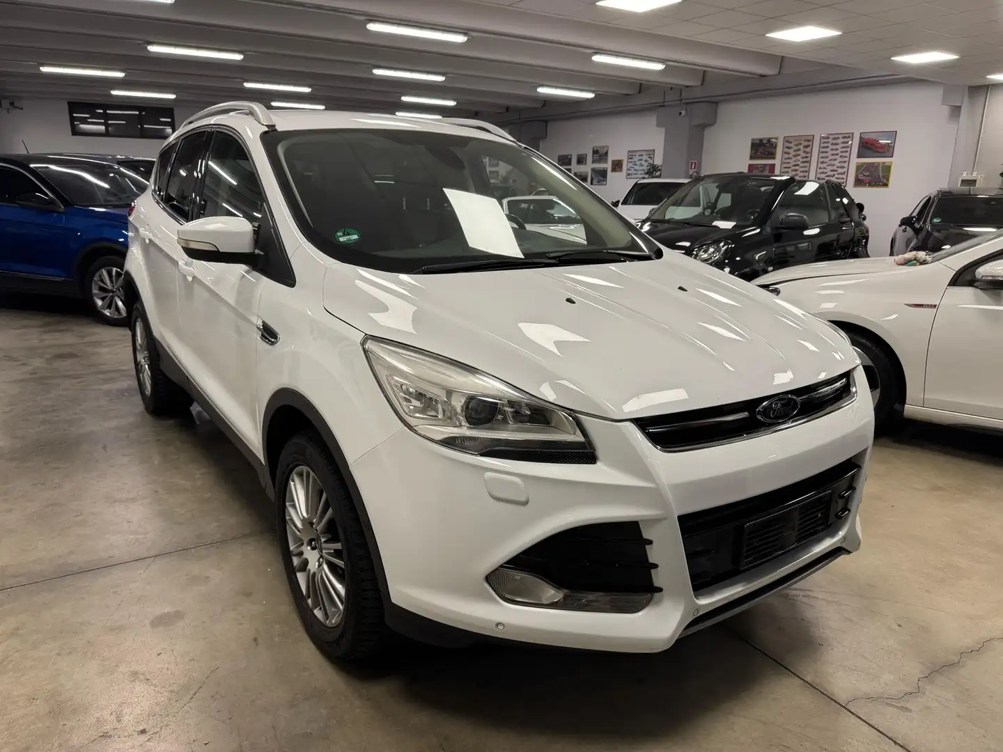 Ford Kuga 2.0 tdci Titanium 4wd 163cv auto Garanzia 12 mesi Blanco - 1